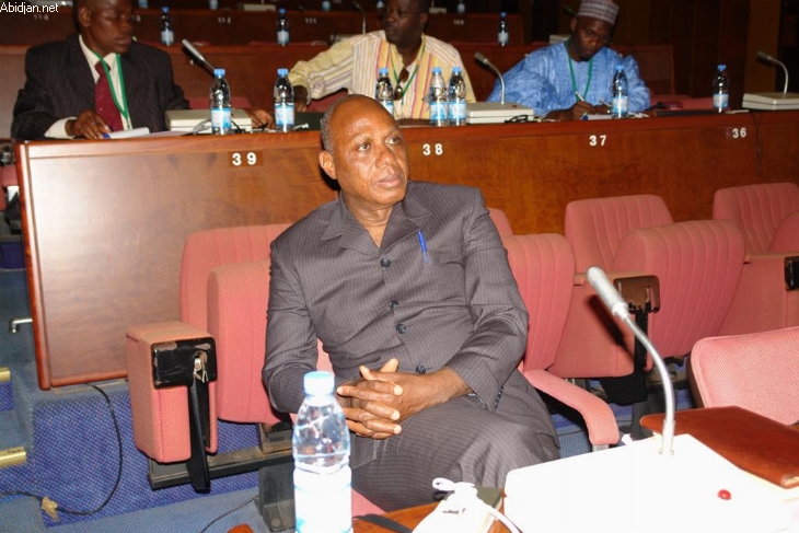 Polémique sur les radiations : Ouraga Obou “corrige” la Cei